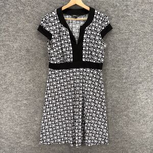 AGB Dress Women 14 Black Geometric Shift Midi V-Neck Short Sleeve Stretch Casual